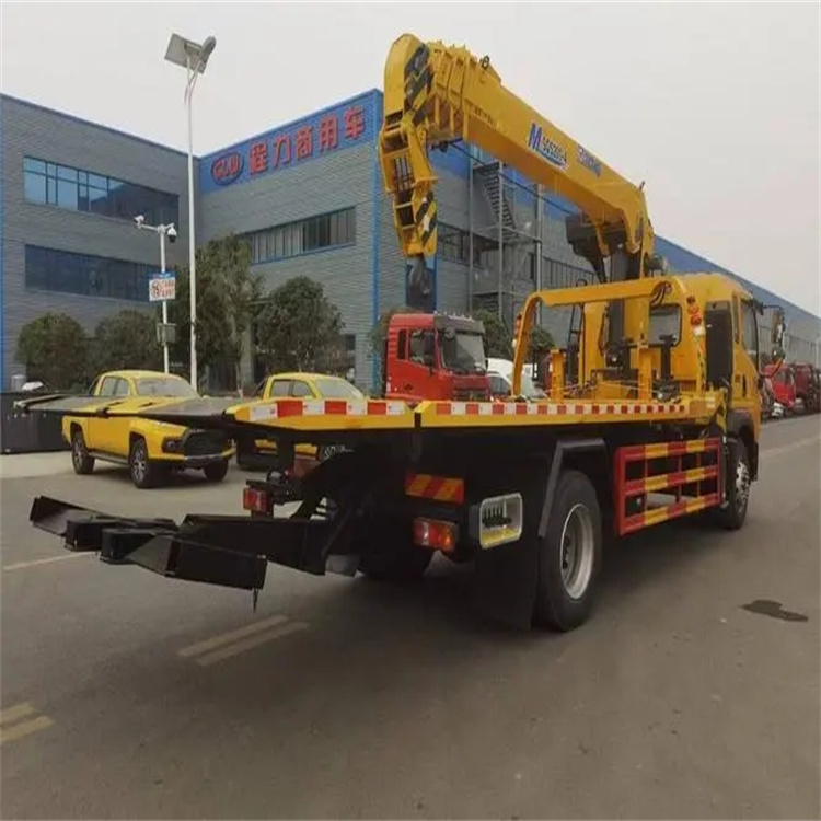 惠阳附近小随车吊出租电话，轻松解决搬运烦恼